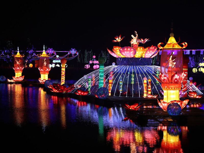 Preparación de Lantern Park para el próximo Primero de Mayo
